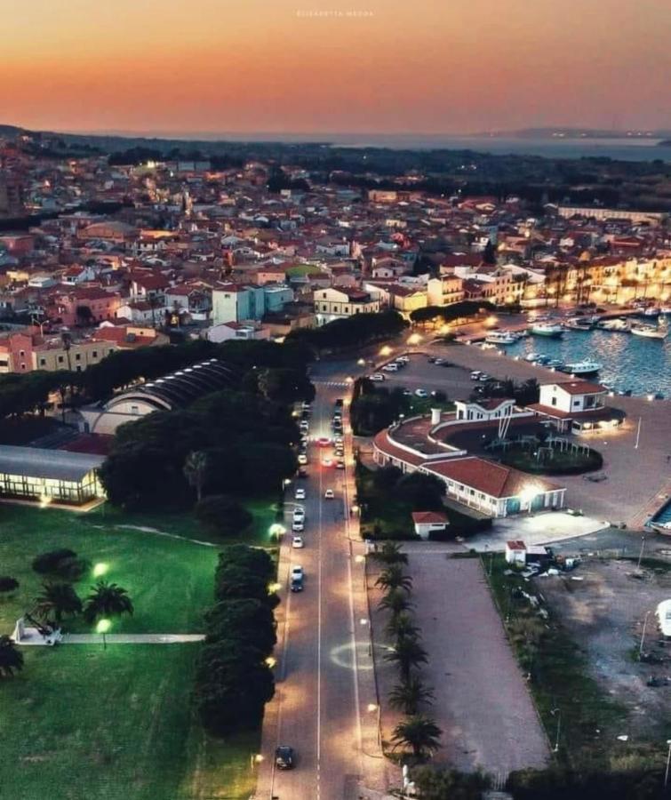 Casa Vacanze SantʼAntìoco Dış mekan fotoğraf